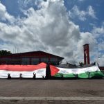 ACT Sumsel Kibarkan Bendera Palestina Raksasa di BKB