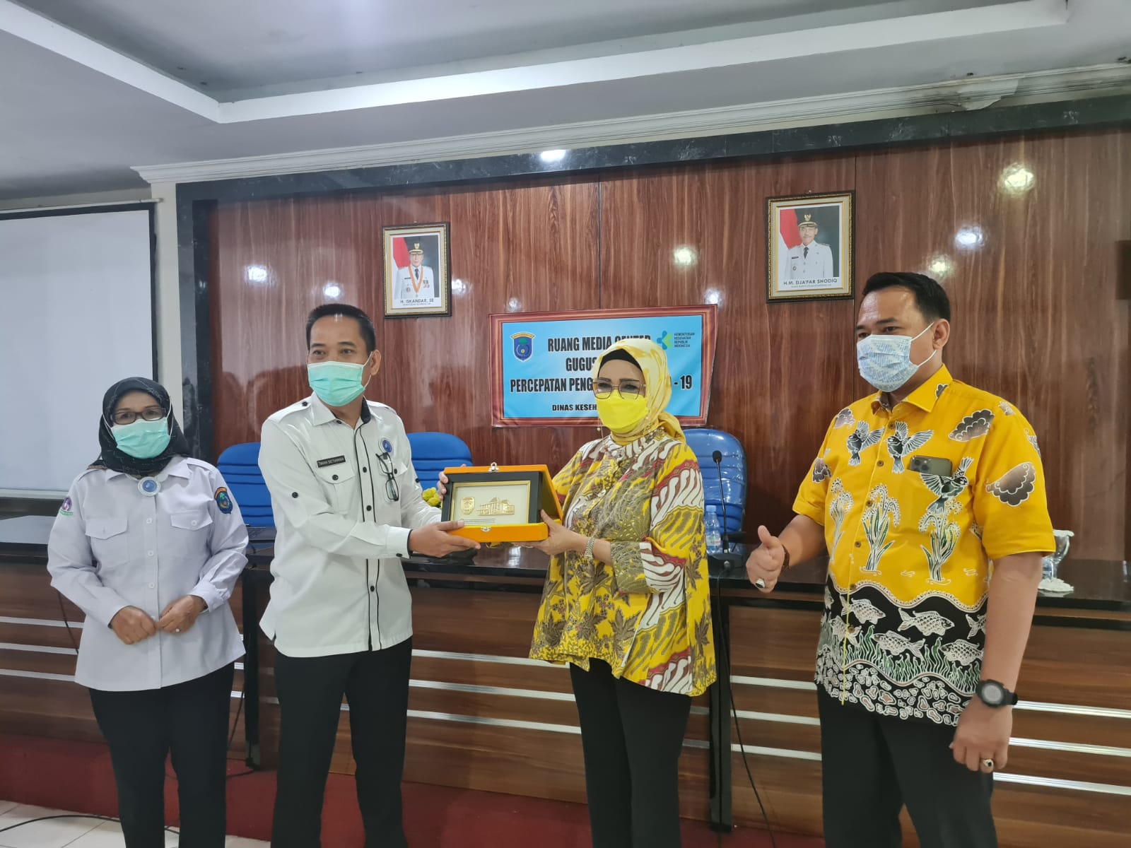 Ketua DPRD Sumsel Ra Anita Saat Hadiri Pelaksanaan Vaksinasi di Kabupaten OKI. Foto : WAW/Nto