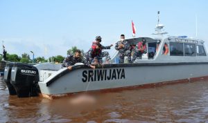 Lanal Palembang Temukan 2 Jenazah Korban Kecelakaan di Perairan OKI