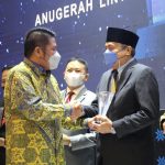 Herman Deru : Penerima Penghargaan Lintas Politika Jangan Jumawa