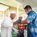Herman Deru Santuni Anak Yatim dan Kaum Dhuafa di Kertapati