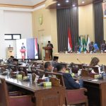 DPRD Prov Sumsel Mendengarkan Penjelasan Gubernur Terhadap Raperda Pertangungjawaban Pelaksanaan APBD TA 2021
