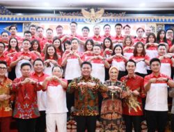 Presiden Jokowi,  Anugerahi  Herman Deru Penghargaan “Adhikarya Naraya Pembangunan Pertanian”