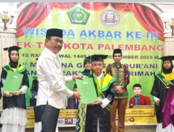 Hadiri Wisuda, Caleg DPR RI Hernoe Roespriadji Berharap Lahir Generasi Qur’ani 