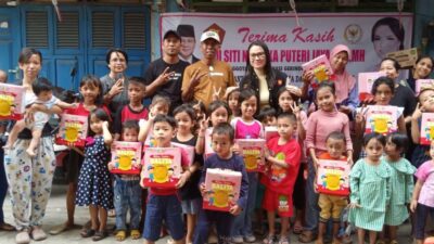 Sosialisasikan Pencegahan Stunting, Srikandi Gerindra Siti Nurizka Berikan Bantuan Biskuit Balita dan Ibu Hamil