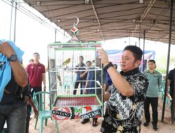 Herman Deru Ajak Pecinta Satwa  Lestarikan  Burung Asli Habitat  Sumsel Melalui Penangkaran