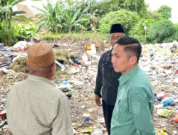 Tinjau Fogging, Ratu Dewa Malah Temukan Selokan Mampet Hingga Gunung Sampah di Dekat Rumah Susun