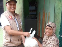 Siti Nurizka Bersama Team Keliling di Kelurahan Jadongan Kecamatan Talang Kelapa Banyuasin Sambangi Warga
