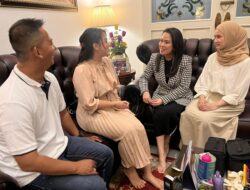 Siti Nurizka Anggota DPR RI Komisi III Fraksi Gerindra Menerima Kedatangan Beberapa Warga dan Relawan