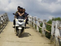 Keluhan Masyarakat, Calon Bupati Banyuasin Pakde Slamet Tinjau Lokasi Jalan Makarti Jaya