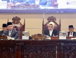 PJ Gubernur Elen Setiadi dan Ketua DPRD Sumsel Tandatangani Keputusan Bersama Raperda Pertanggungjawaban Pelaksanaan APBD Sumsel TA 2023 Menjadi Perda 