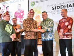 Konsisten Dalam Peningkatan Produktivitas,  Perusahaan dan UMKM di Sumsel Dianugerahi Siddhakarya