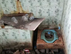 Miris! WC SMA Negeri 1 Tanjung Raja Viral, Sekolah Akreditasi A, Tapi WC-nya Dipenuhi Sampah dan Botol Bekas