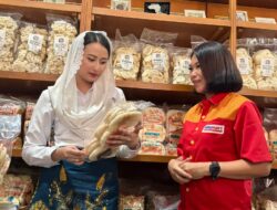 UMKM Rizkyanti 14 Tahun Bermitra dengan Alfamart, Wujud Nyata Kemitraan Retail Modern