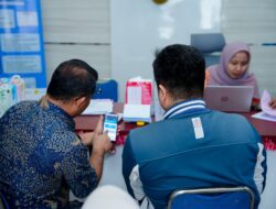 Hari Pelanggan Nasional, PLN UID S2JB Dengarkan Aspirasi Pelanggan dan Kenalkan Kemudahan PLN Mobile